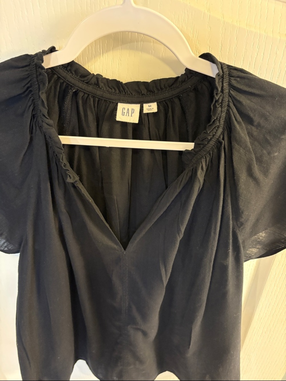 GAP Black Flutter Sleeve V-Neck Blouse - Picture 6 of 6
